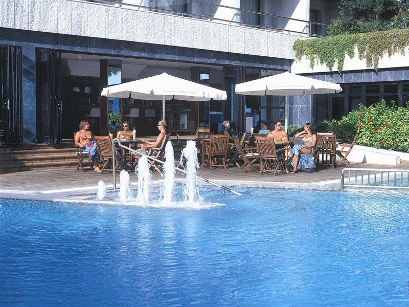Hotel Serrano Palace Cala Ratjada  Exteriör bild
